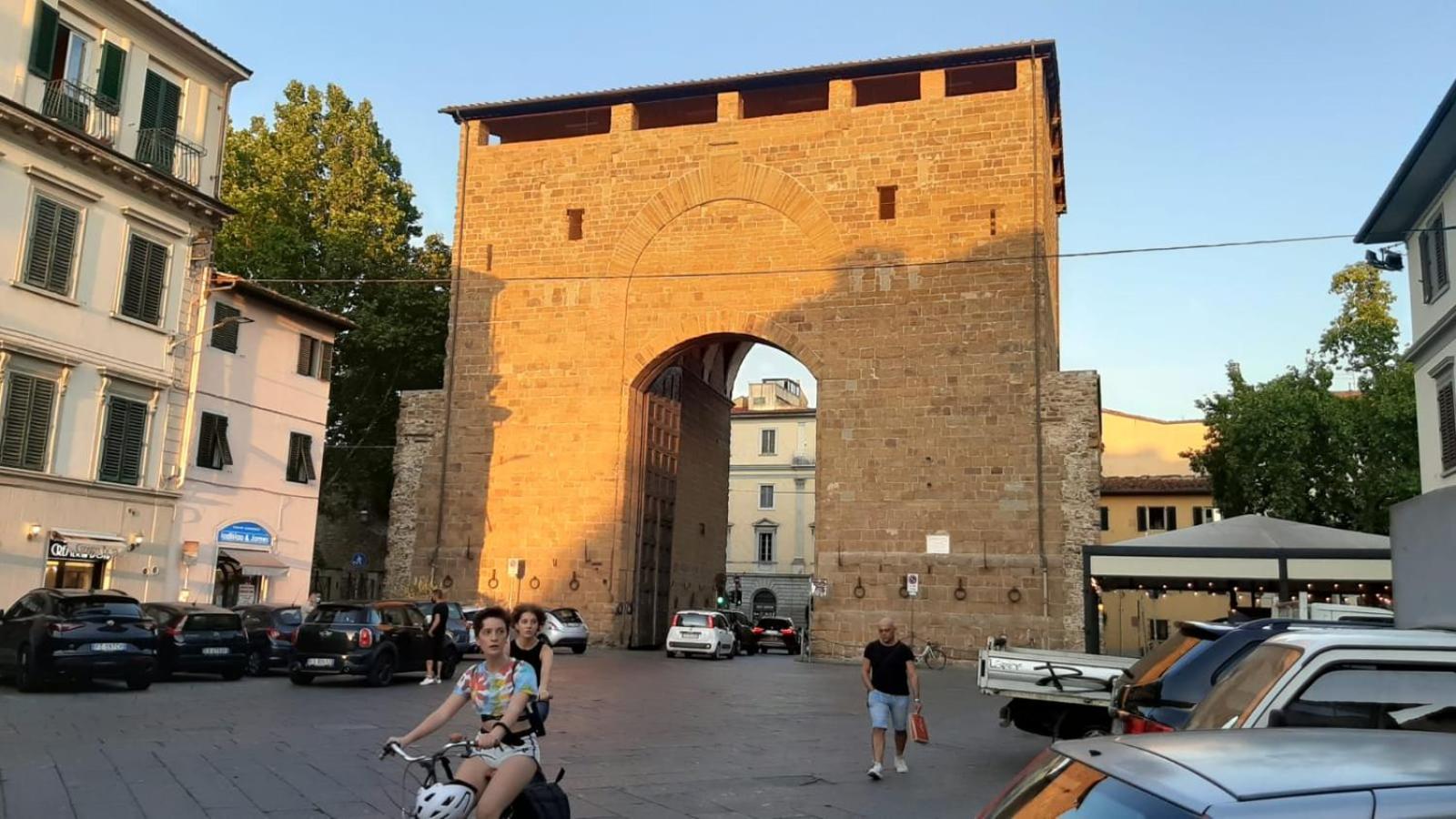 Movie Star With Garden Apartment Florenz
